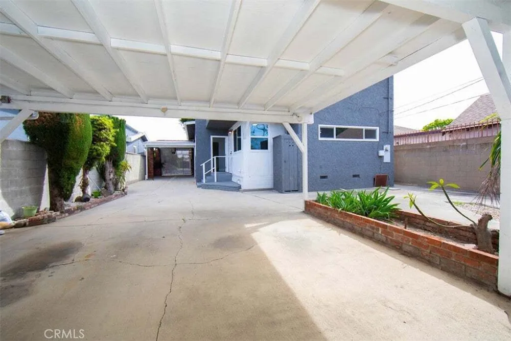 1919 W 82nd St, South Los Angeles, CA 90047