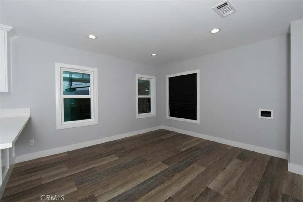 1919 W 82nd St, South Los Angeles, CA 90047