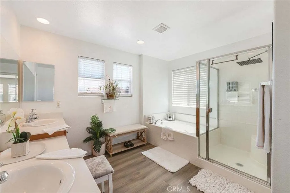 977 Saltbush Ln, Hemet, CA 92545