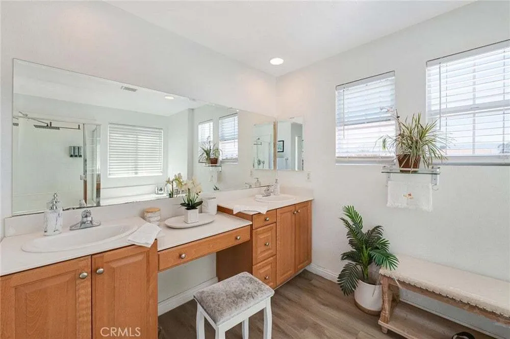 977 Saltbush Ln, Hemet, CA 92545
