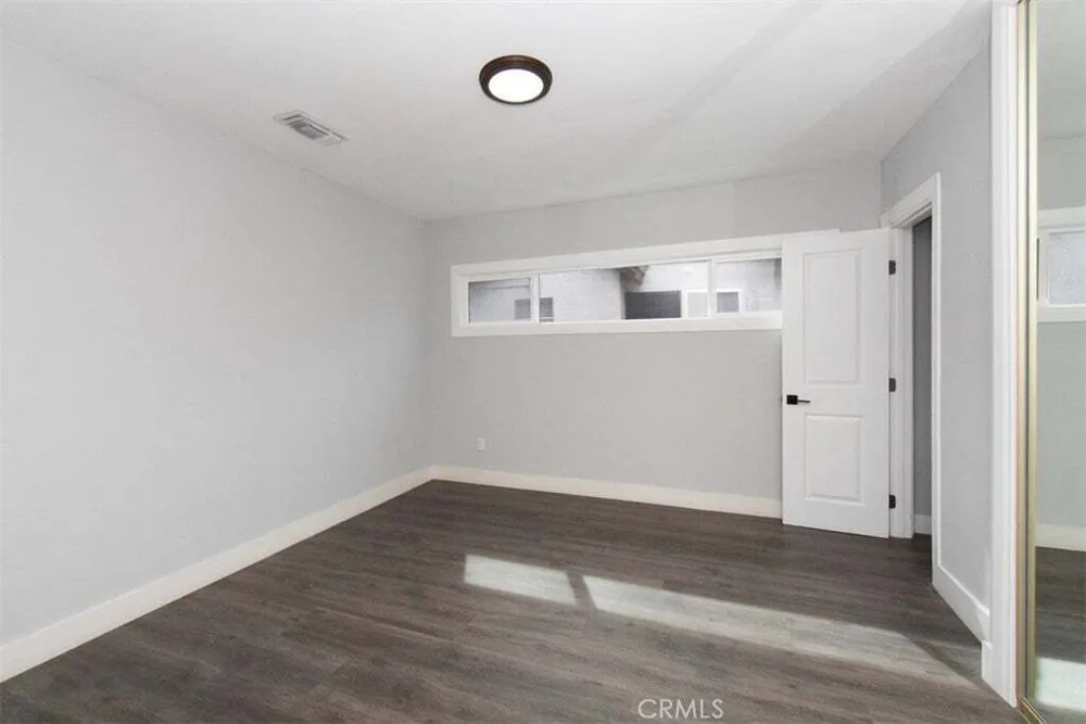 1919 W 82nd St, South Los Angeles, CA 90047