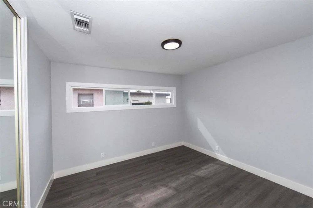 1919 W 82nd St, South Los Angeles, CA 90047