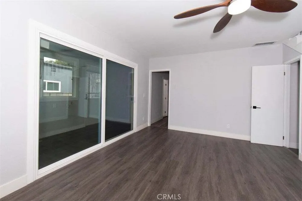 1919 W 82nd St, South Los Angeles, CA 90047
