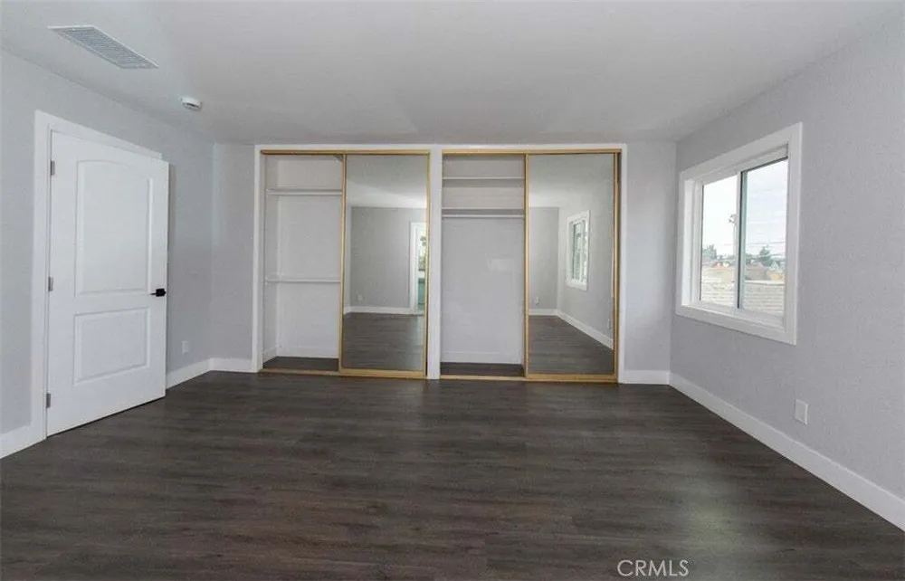 1919 W 82nd St, South Los Angeles, CA 90047