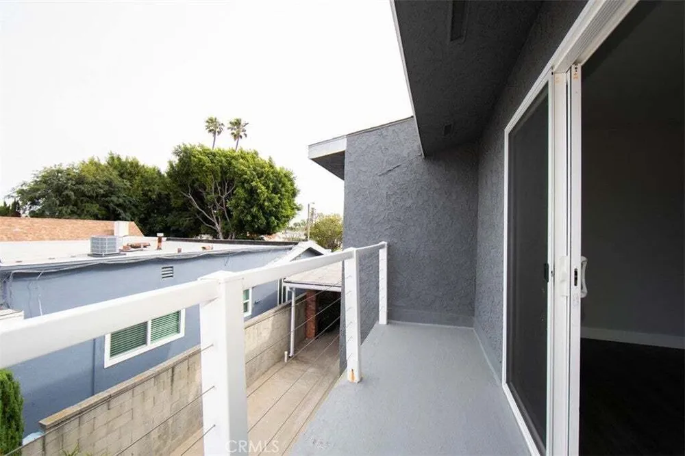 1919 W 82nd St, South Los Angeles, CA 90047