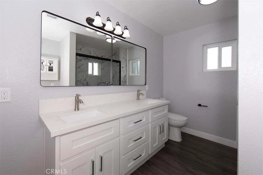 1919 W 82nd St, South Los Angeles, CA 90047