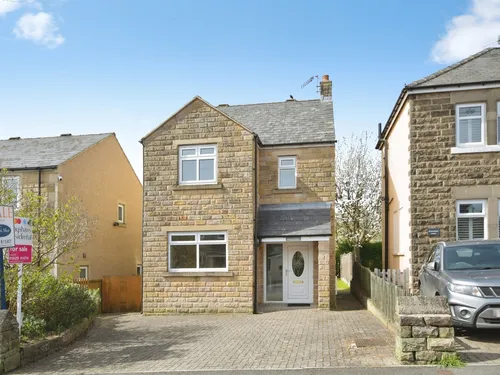 Crowstones Road, Darley Dale, Matlockphoto