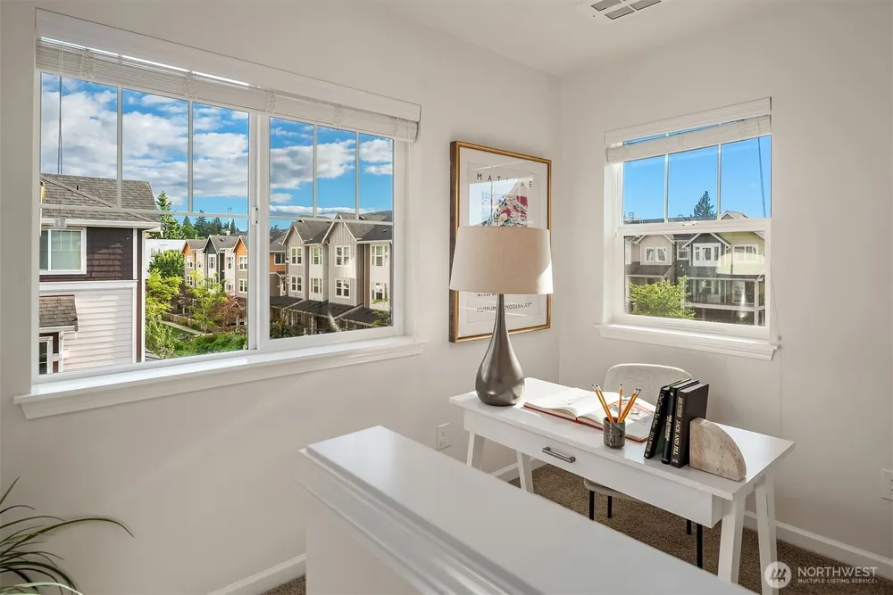 3280 SW Graham St, Seattle, WA 98126