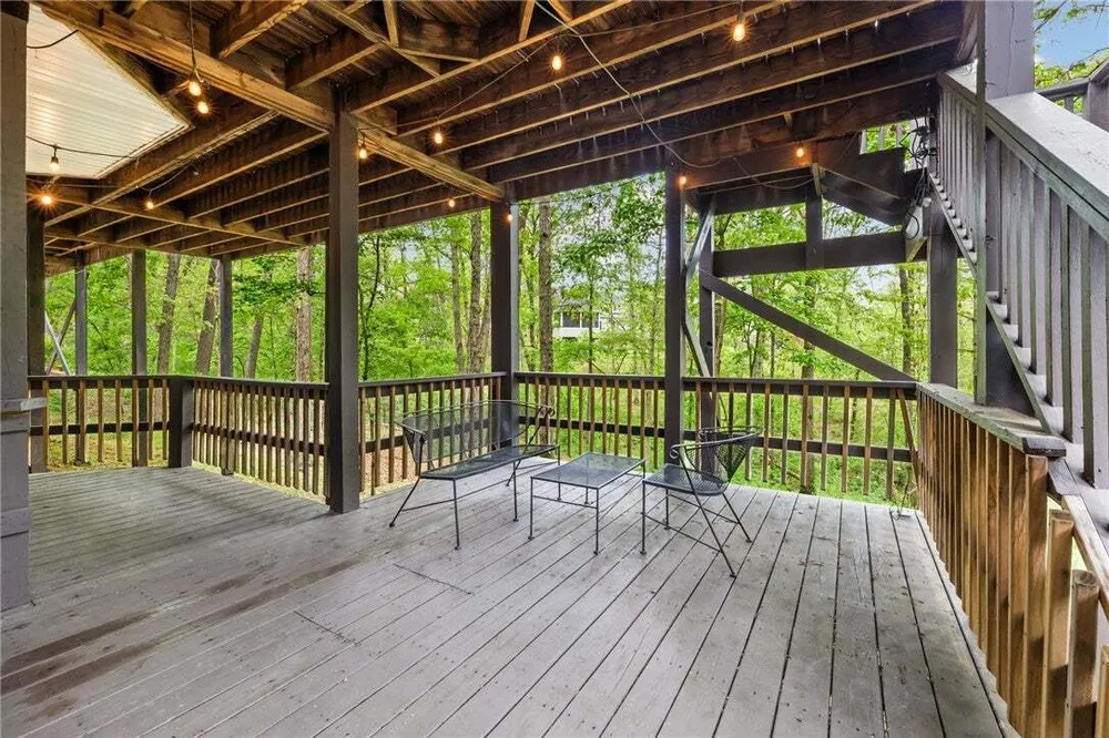 2017 NW Desoto Dr, Bentonville, AR 72712