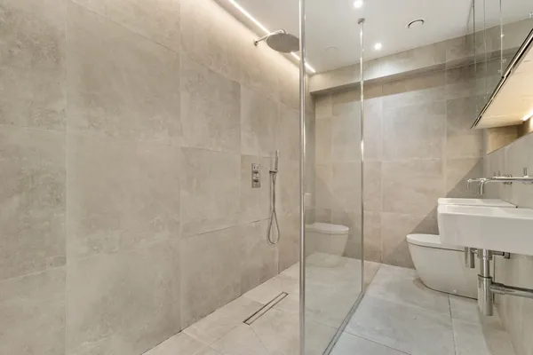 Cavendish Road, Bowdon, WA14 photo 8