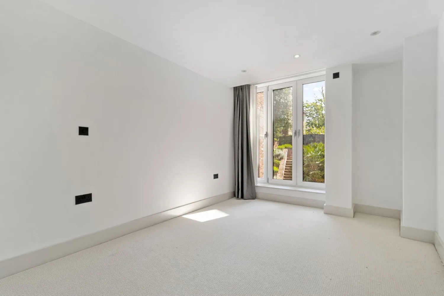 Cavendish Road, Bowdon, WA14 photo 9