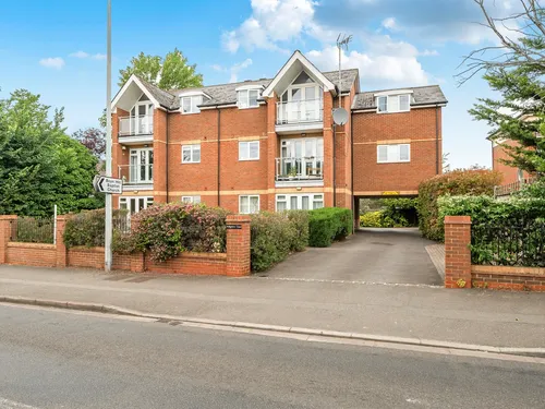 Bath Road, Maidenheadphoto