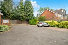 Bath Road, Maidenhead