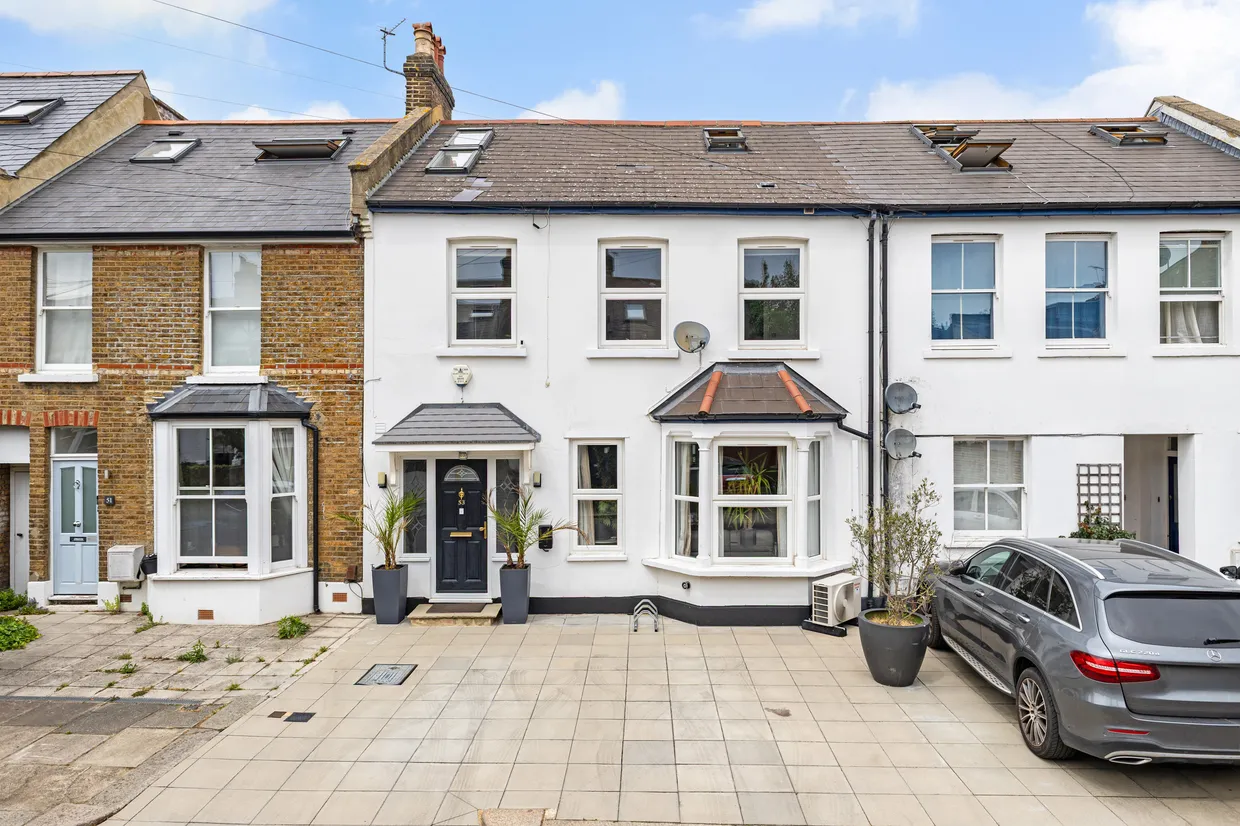 Berrymede Road, London, W4 photo 1