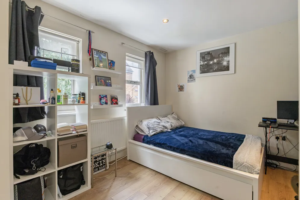 Berrymede Road, London, W4 photo 15