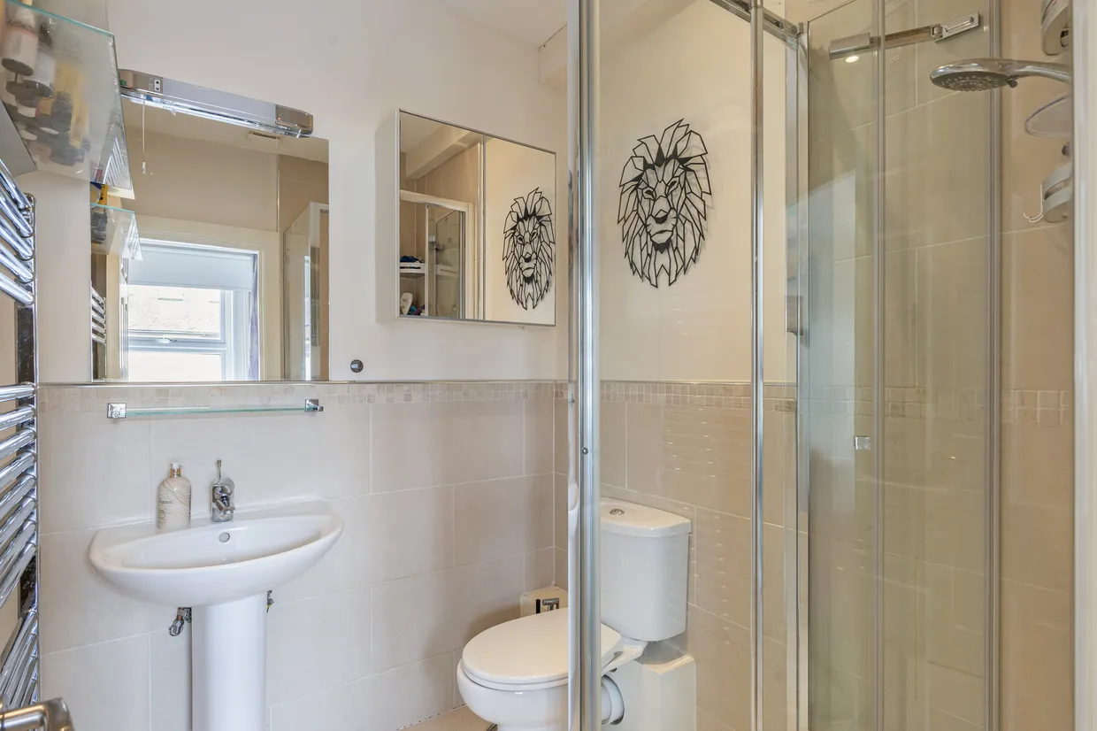 Berrymede Road, London, W4 photo 19