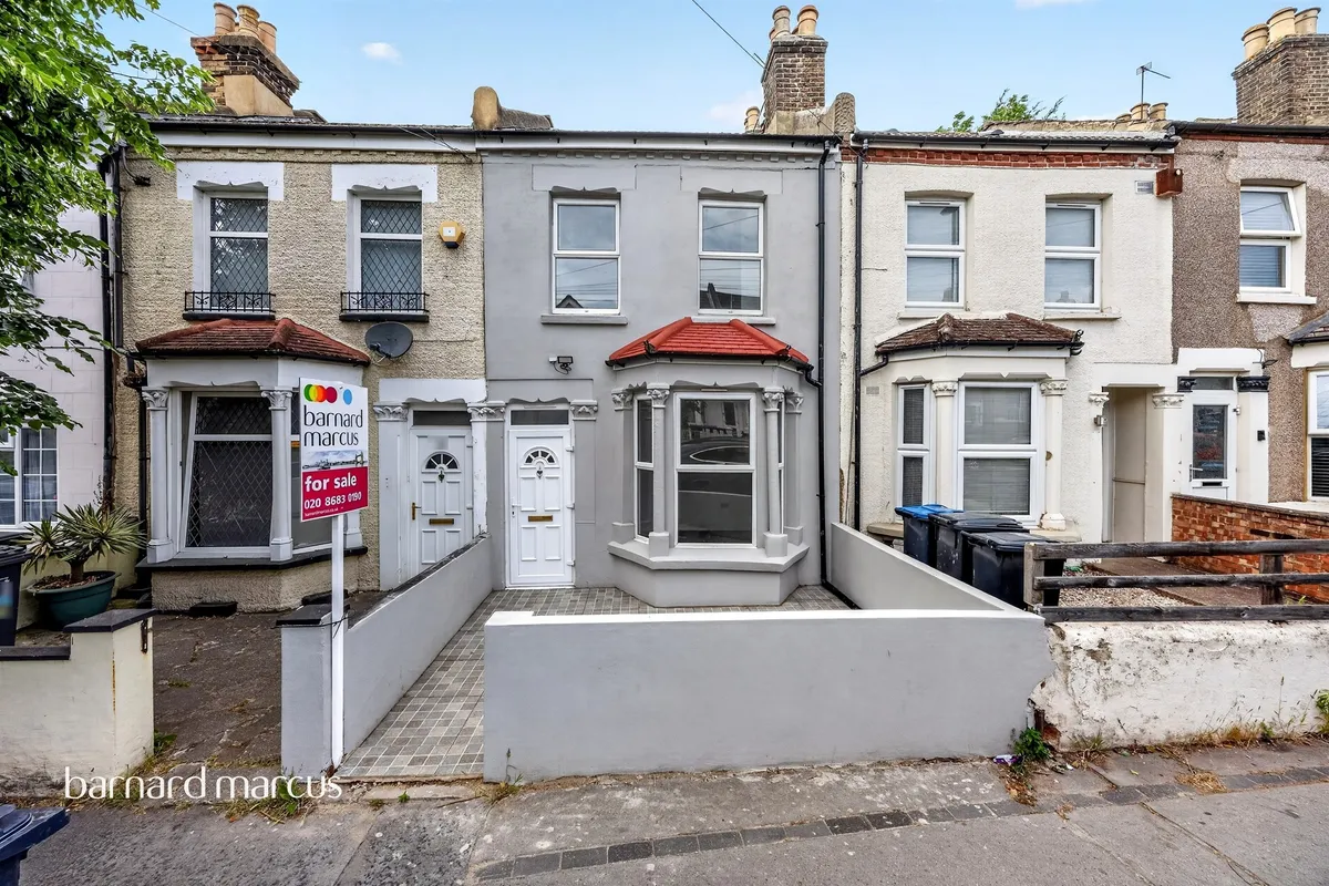 Dennett Road, Croydon