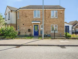 Cooper Drive, Leighton Buzzard photo