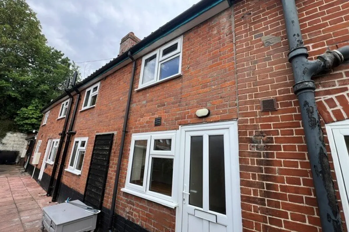 Buckshorn Lane, EYE