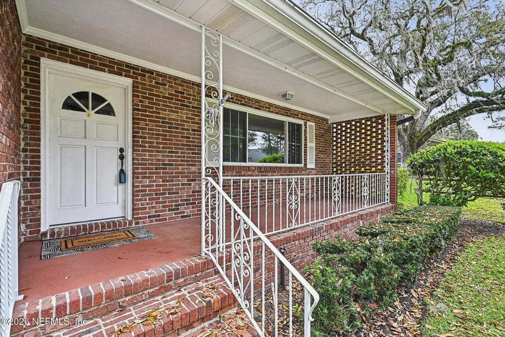 8507 Synhoff Dr, Jacksonville, FL 32216-5347