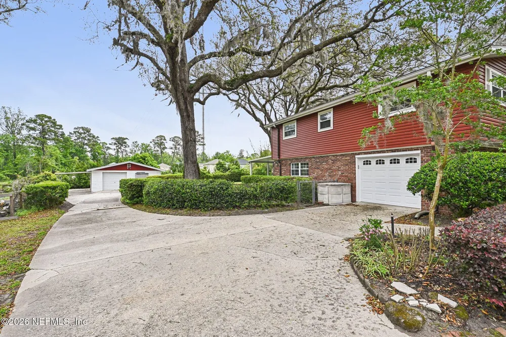 8507 Synhoff Dr, Jacksonville, FL 32216-5347