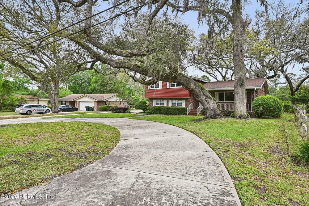 8507 Synhoff Dr, Jacksonville, FL 32216-5347