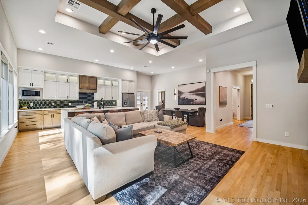 6610 E 119 St S, Bixby, OK 74008