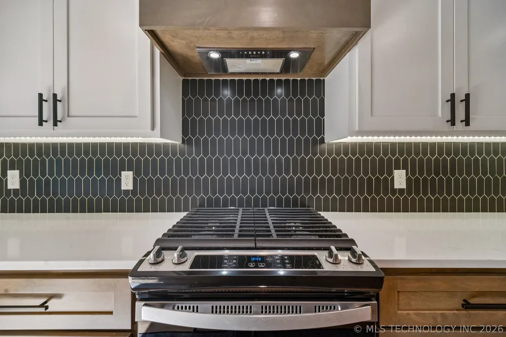 6610 E 119 St S, Bixby, OK 74008