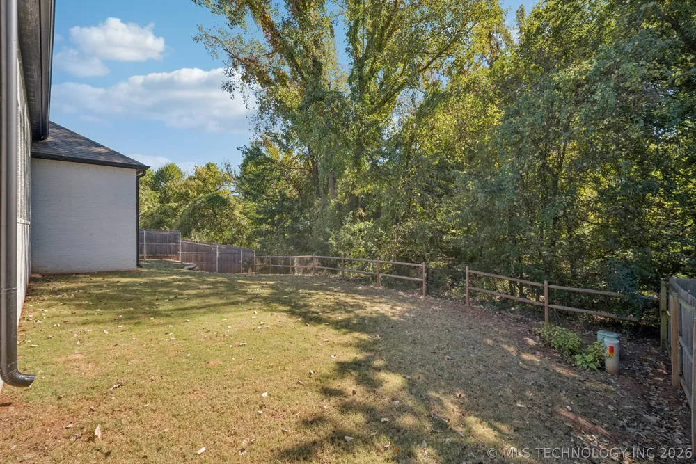 6610 E 119 St S, Bixby, OK 74008