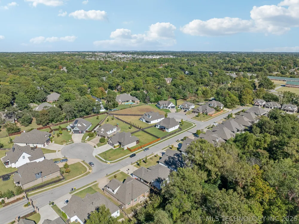 6610 E 119 St S, Bixby, OK 74008