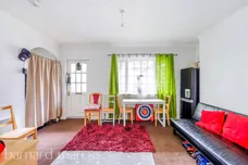 Drummond Gardens, Epsom