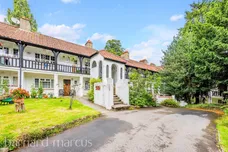 Drummond Gardens, Epsom
