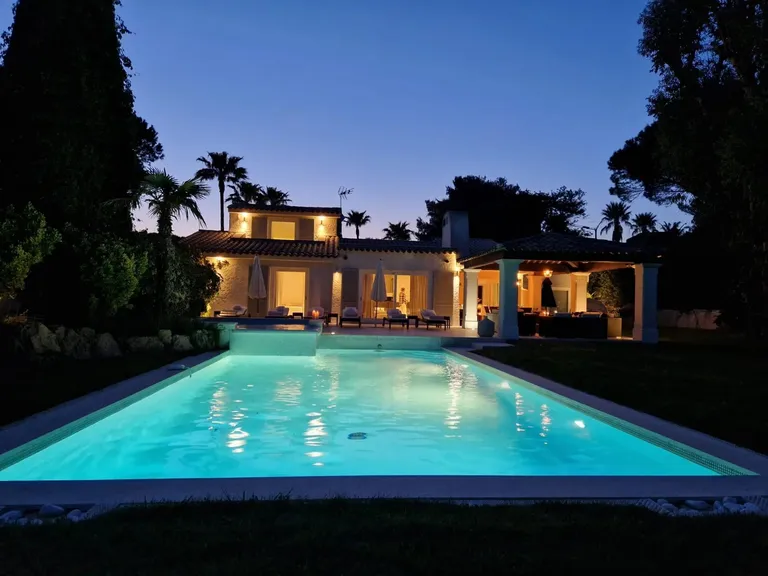 Saint-Tropez, 83990, France