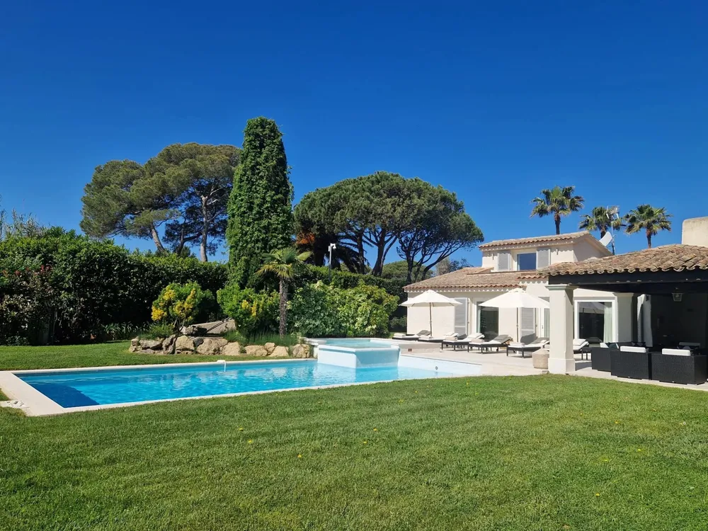 Saint-Tropez, 83990, France