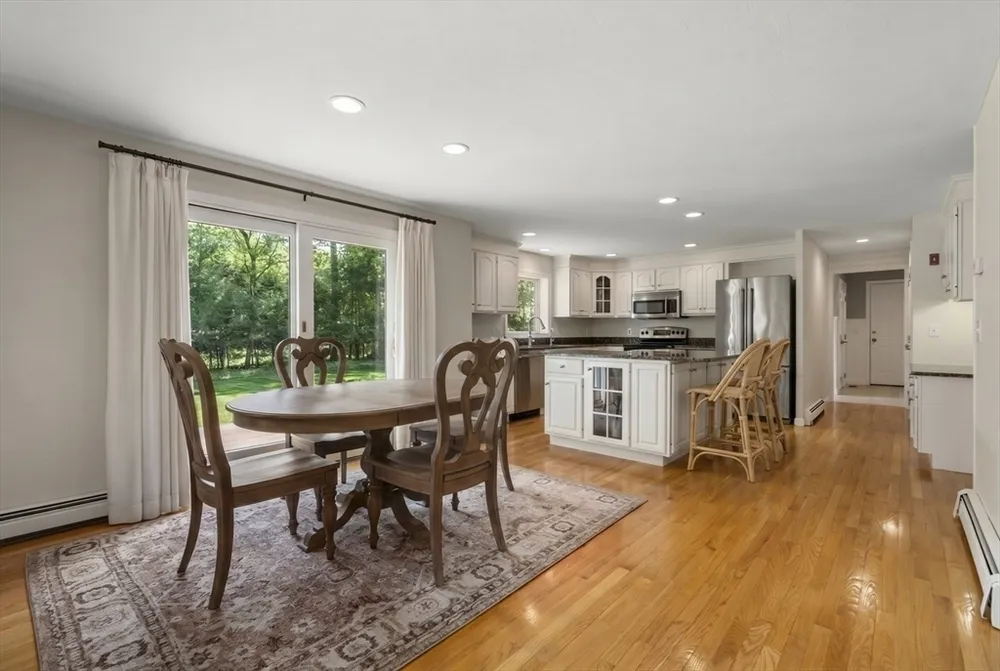 147 Curtis Mill Ln, Hanover, MA 02339