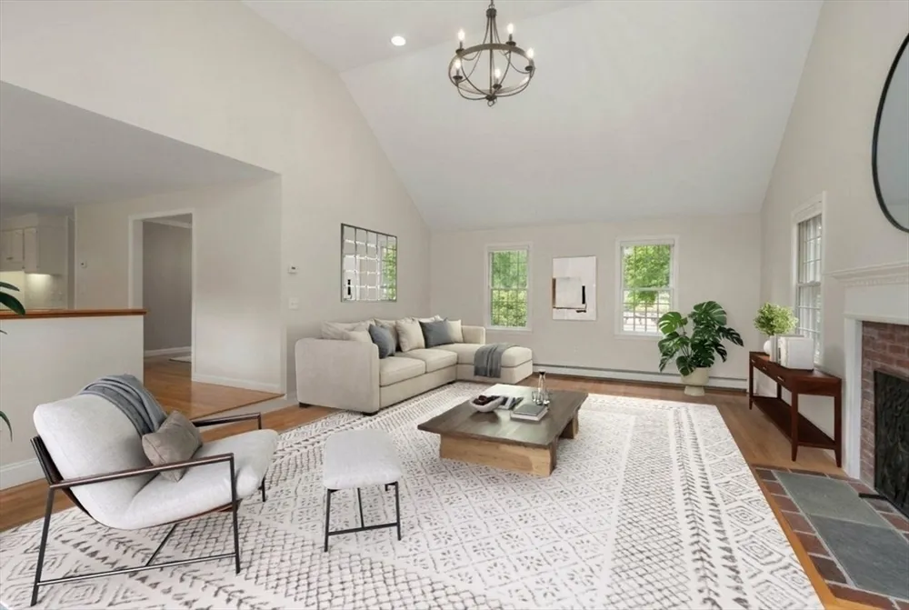 147 Curtis Mill Ln, Hanover, MA 02339