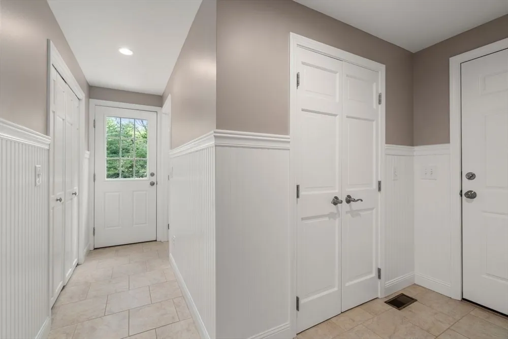147 Curtis Mill Ln, Hanover, MA 02339
