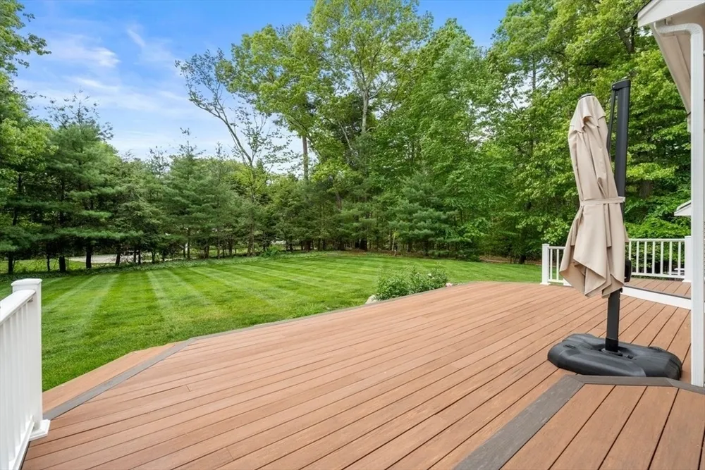 147 Curtis Mill Ln, Hanover, MA 02339