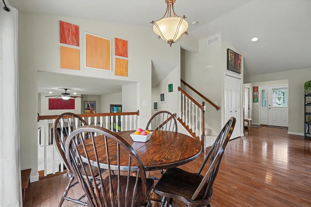 1408 Farley Ln, Champaign, IL 61822