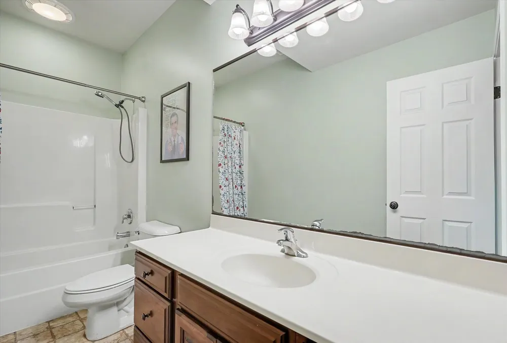 1408 Farley Ln, Champaign, IL 61822