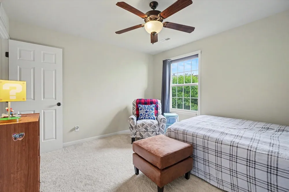1408 Farley Ln, Champaign, IL 61822