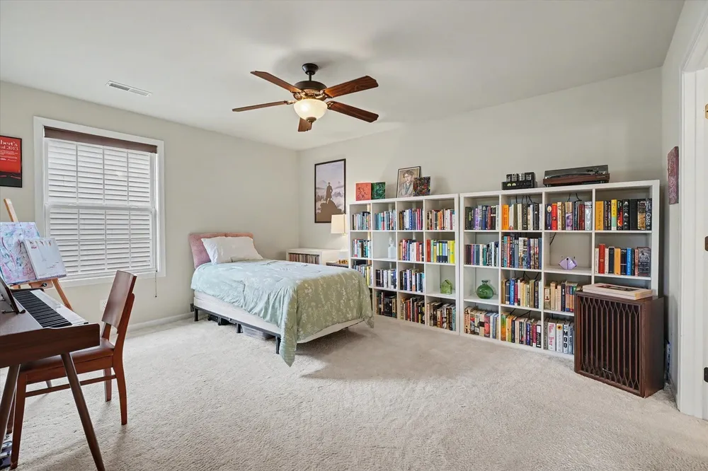 1408 Farley Ln, Champaign, IL 61822