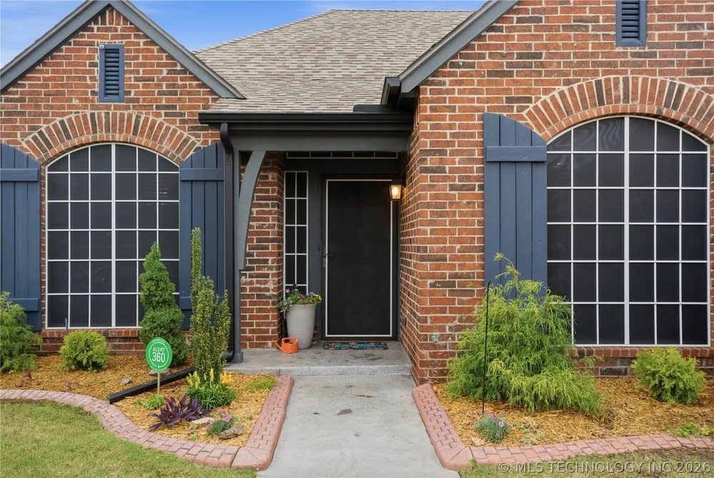409 N Firewood Avenue, Broken Arrow, OK 74012