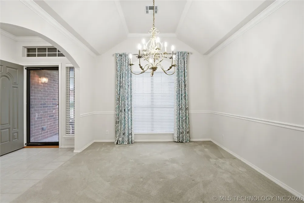 409 N Firewood Avenue, Broken Arrow, OK 74012