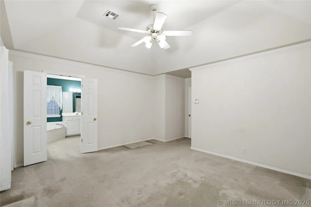 409 N Firewood Avenue, Broken Arrow, OK 74012