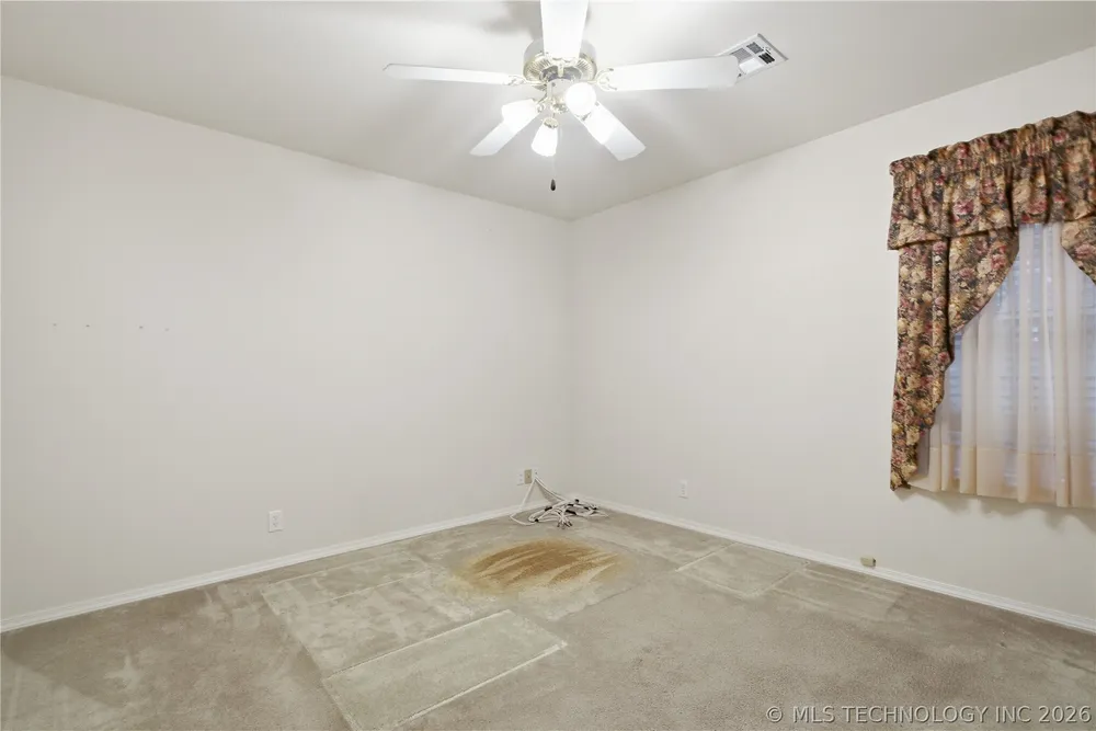 409 N Firewood Avenue, Broken Arrow, OK 74012