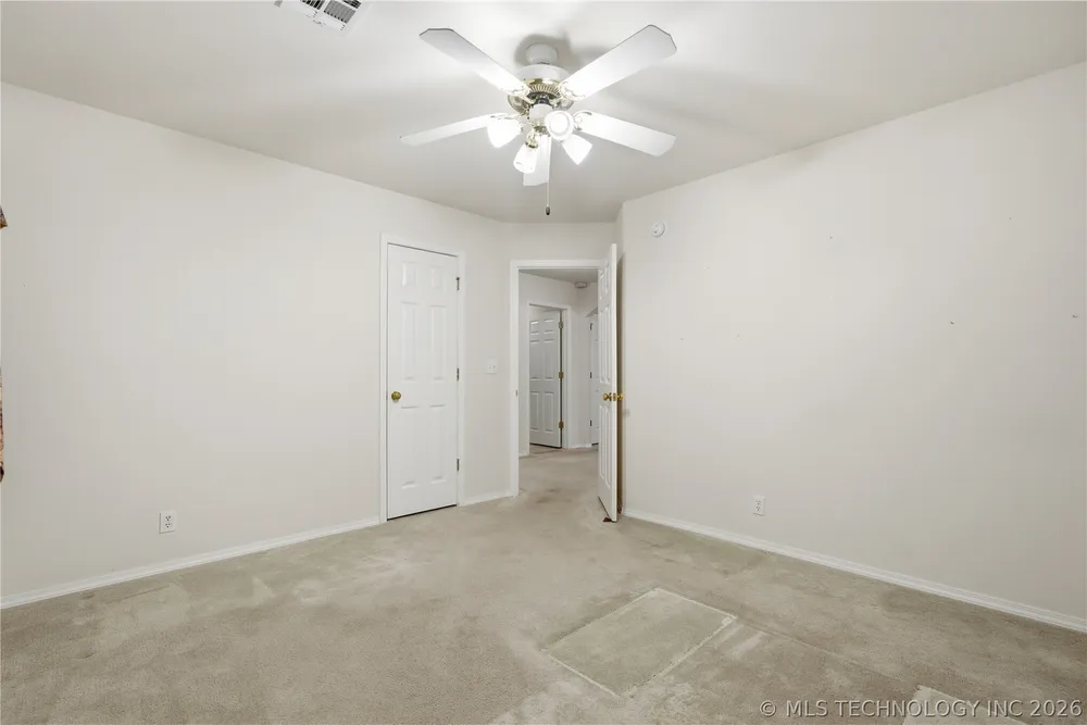 409 N Firewood Avenue, Broken Arrow, OK 74012