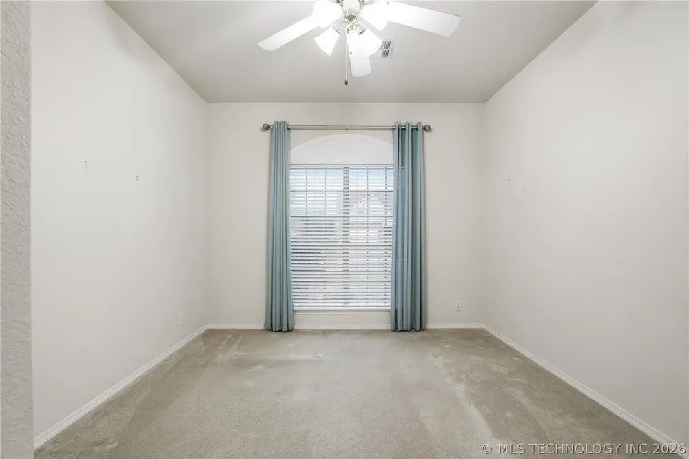 409 N Firewood Avenue, Broken Arrow, OK 74012
