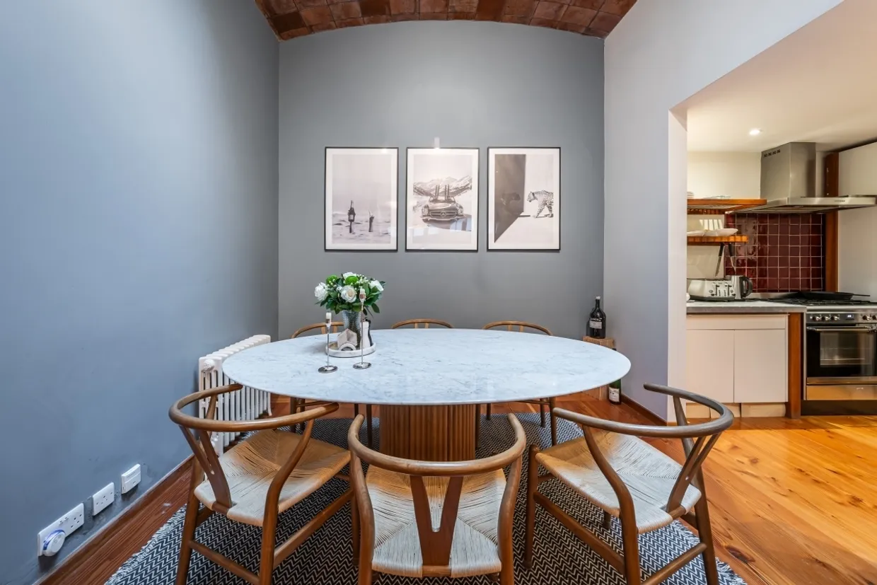 Ennismore Gardens Mews Knightsbridge SW7 photo 3