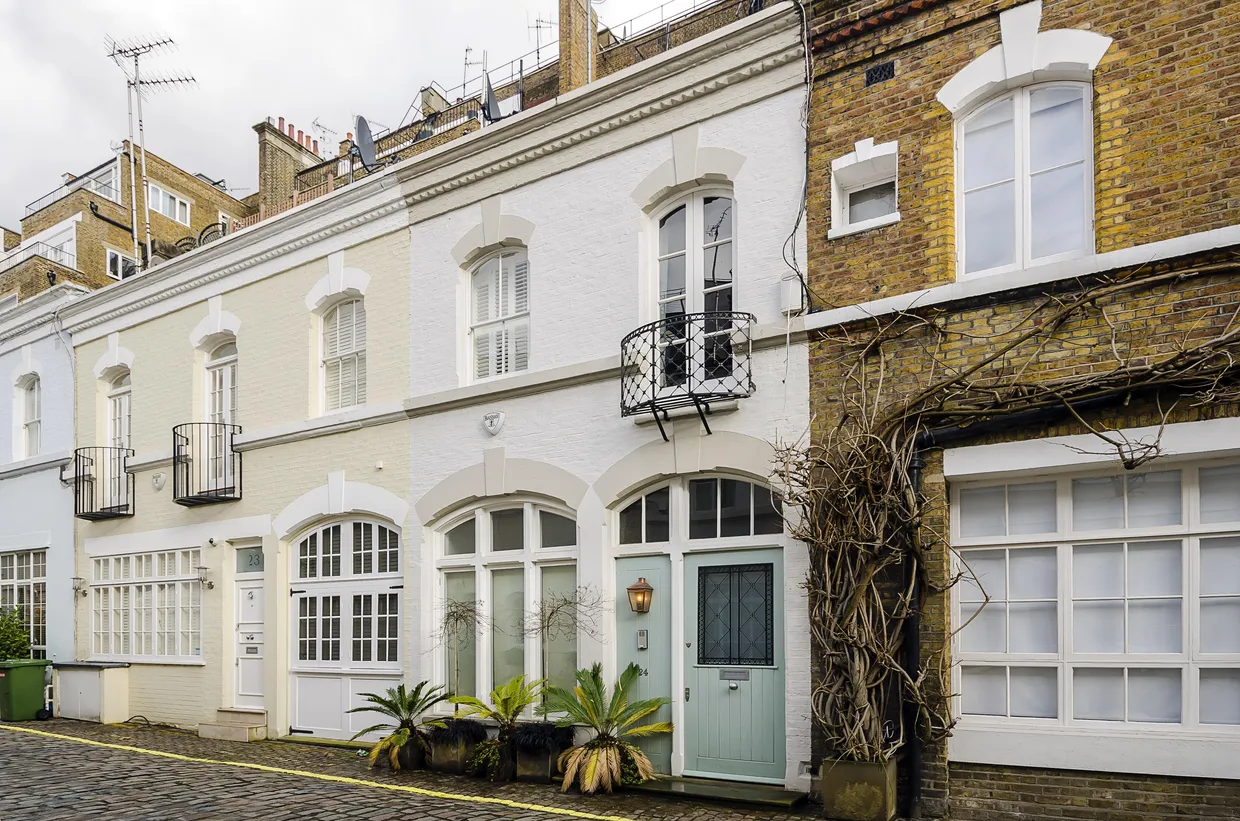 Ennismore Gardens Mews Knightsbridge SW7 photo 18